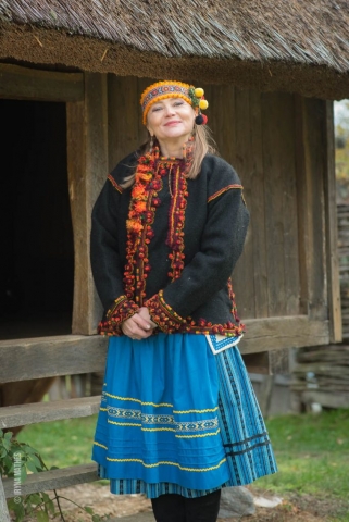 Etno-Fotosession mit der Sängerin und Autorin Olena Serpen im Ukrainischen Museum bei Iryna Denys, Kirn