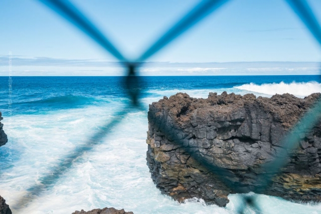 Ozean hinter dem Zaun. La Palma